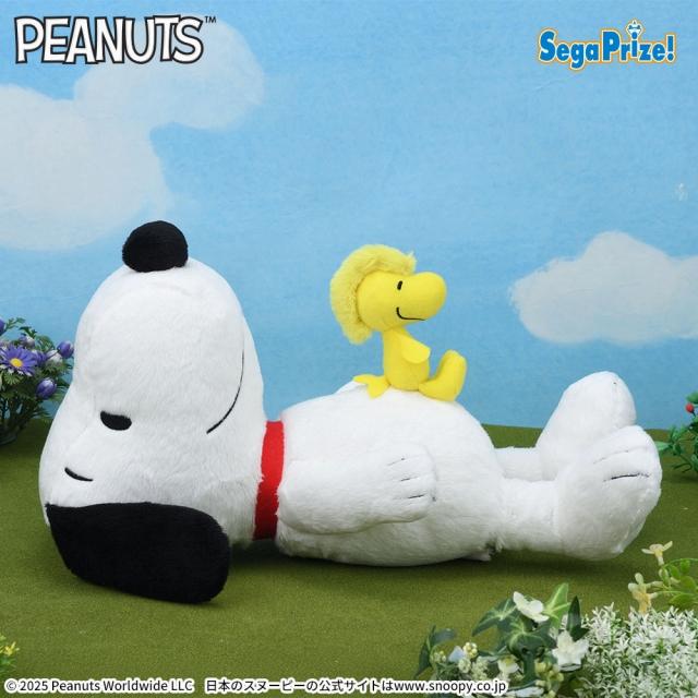 スヌーピー&ウッドストック】SNOOPY(TM) Lぬいぐるみ“スヌーピー
